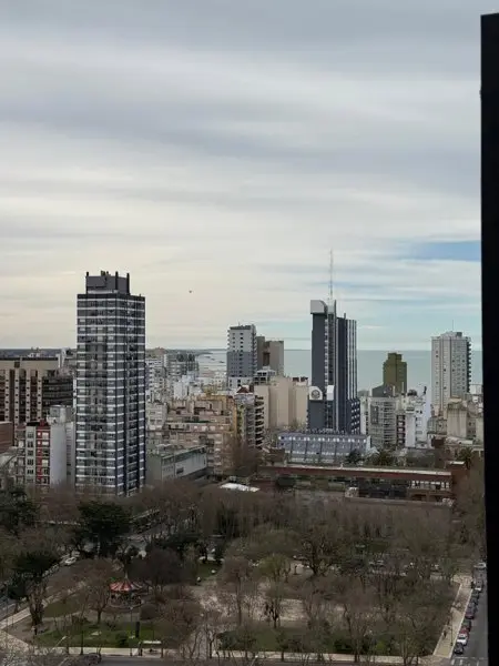 Departamento de 3 ambientes en venta en Área Centro