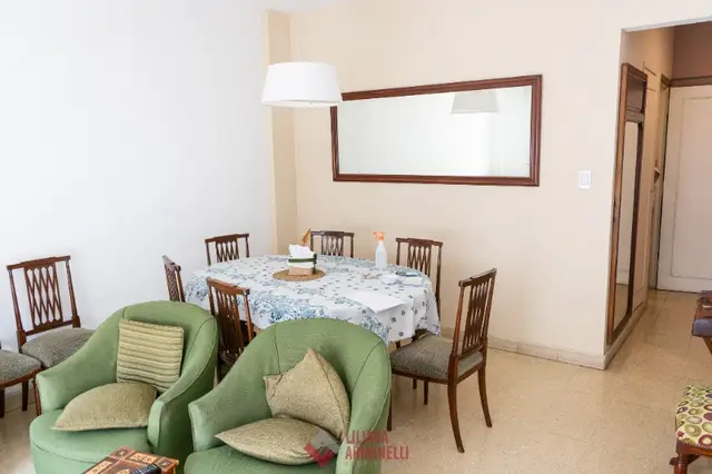 Departamento de 4 ambientes en venta en Centro