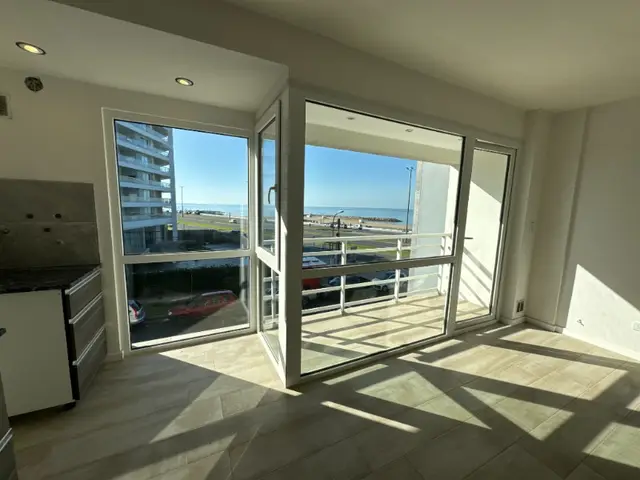Departamento de 2 ambientes en venta en PARQUE LURO