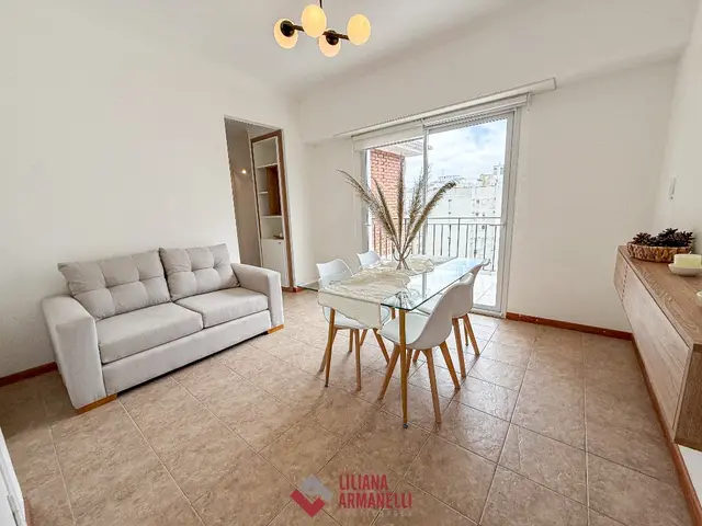 Departamento de 2 ambientes en venta en Centro