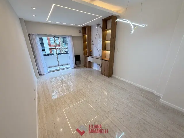 Departamento de 2 ambientes en venta en Centro