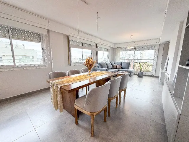 Departamento de 4 ambientes en venta en NEWBERY JORGE