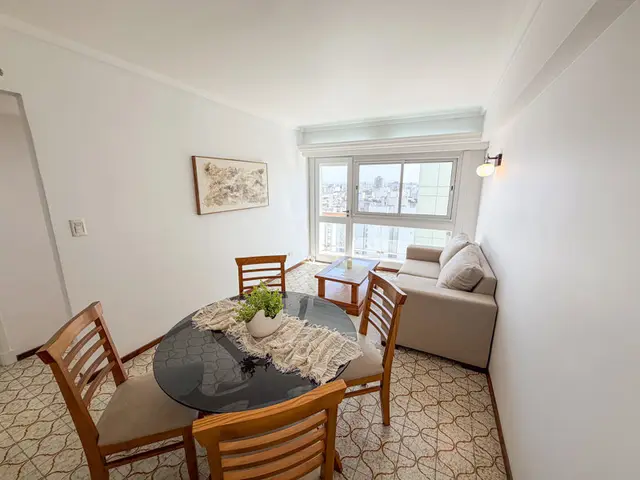 Departamento de 2 ambientes en venta en Punta Iglesia