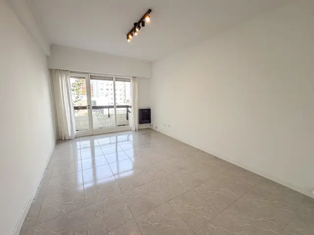 Departamento de 2 ambientes en venta en Plaza Mitre