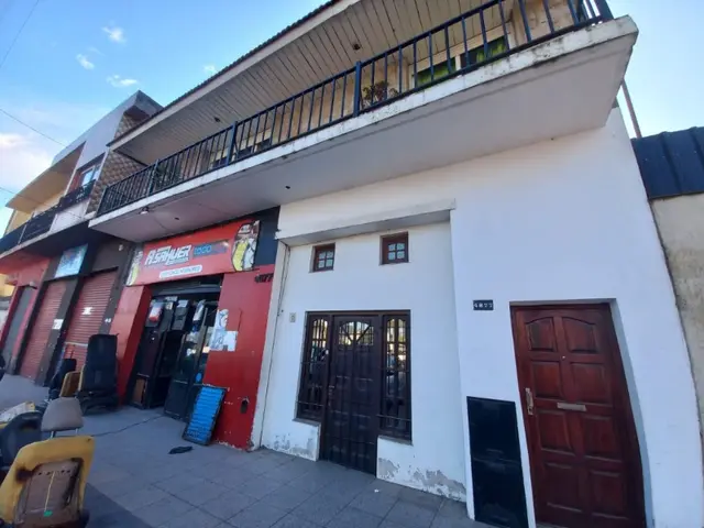 Departamento de 3 ambientes en venta en CERRITO Y SAN SALVADOR