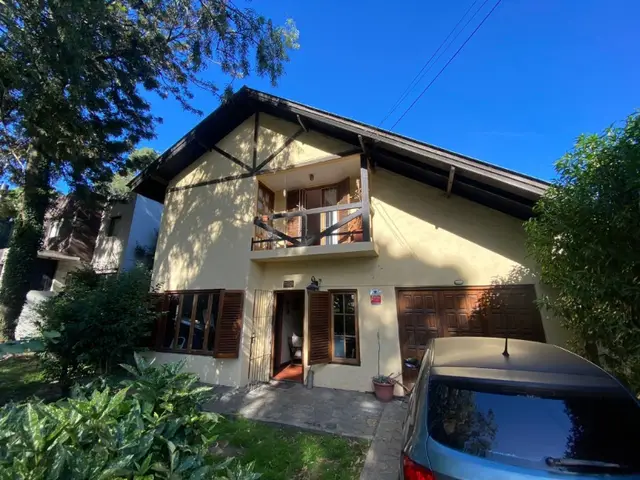 Casa de 4 ambientes en venta en BOSQUE PERALTA RAMOS