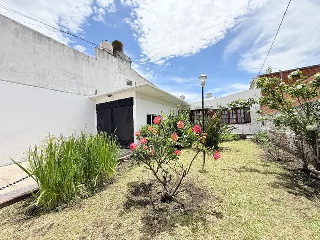 Casa de 3 ambientes en venta en DON BOSCO