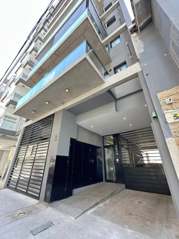 Departamento de 2 ambientes en venta en ESTACION TERMINAL (ALDREY)