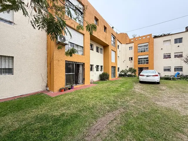 Departamento de 3 ambientes en venta en LAS LILAS