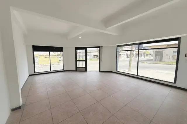 Local de 1 ambiente en alquiler en VILLA LOURDES