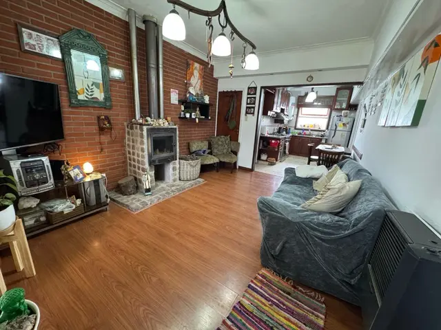 Casa de 3 ambientes en venta en PARQUE LURO