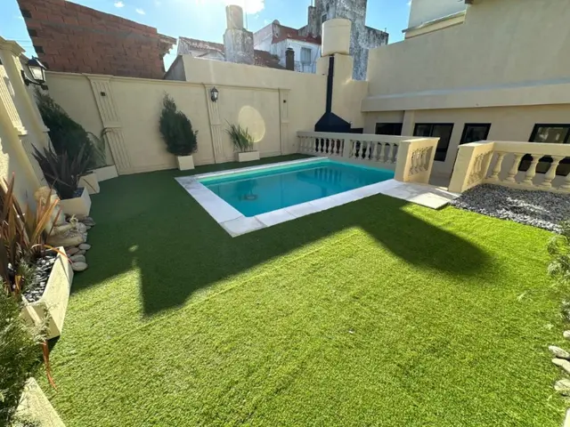 Casa de 3 ambientes en venta en VILLA LOURDES