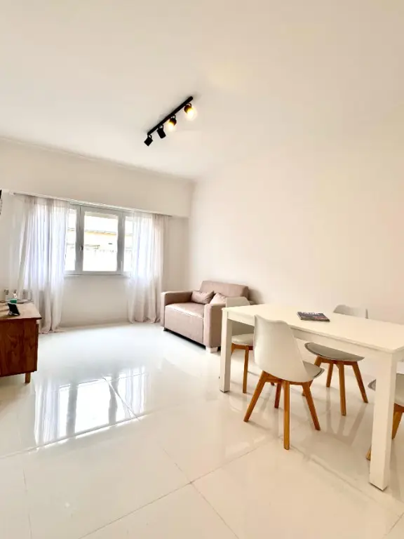 Departamento de 2 ambientes en venta en Centro