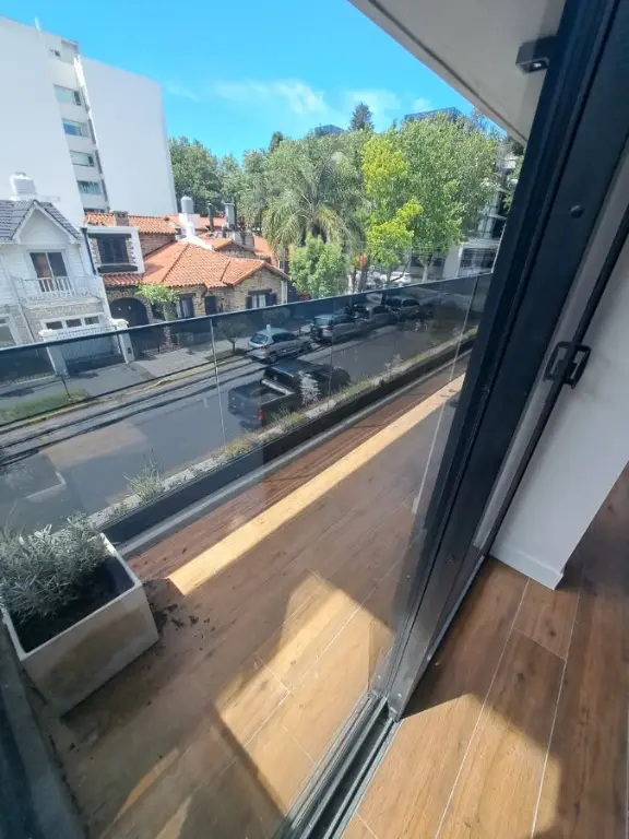 Departamento de 4 ambientes en venta en LOS TRONCOS