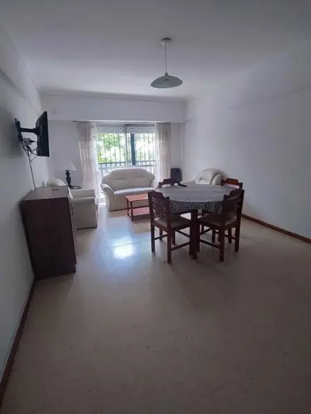 Departamento de 4 ambientes en alquiler en Centro