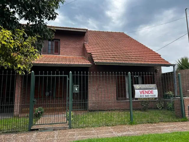 Casa de 5 ambientes en venta en ESTRADA JOSE MANUEL