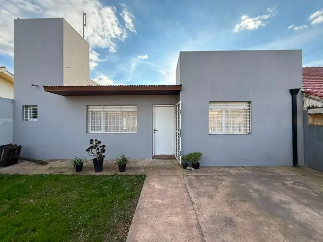 Casa de 3 ambientes en venta en PUNTA MOGOTES