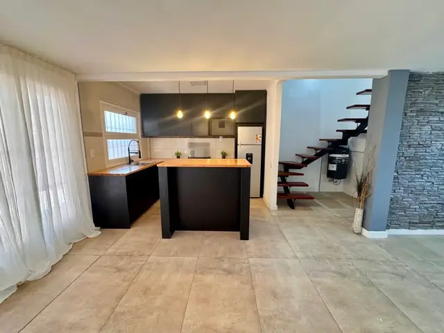 PH de 4 ambientes en venta en FARO NORTE