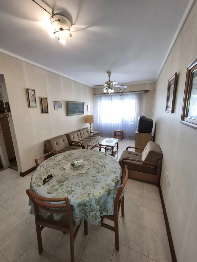 Departamento de 3 ambientes en alquiler en LA PERLA