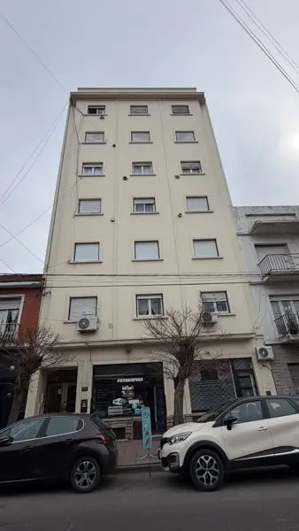 Departamento de 2 ambientes en alquiler en Centro