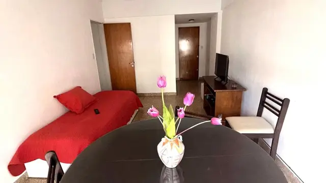 Departamento de 2 ambientes en alquiler en Centro