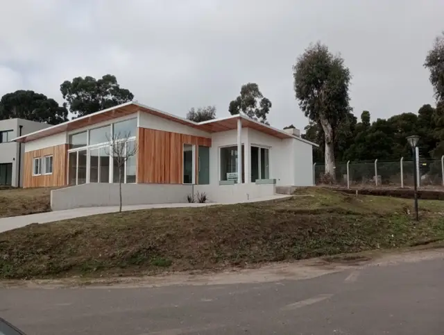 Casa de 4 ambientes en venta en Rumencó Joven