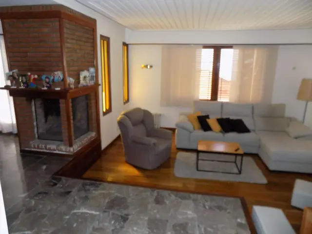 Casa de 4 ambientes en venta en PINOS DE ANCHORENA