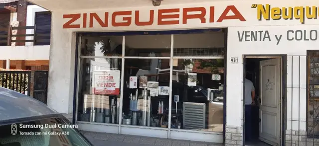 Local de 3 ambientes en venta en VILLA PRIMERA
