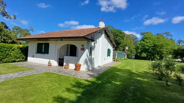 Casa de 3 ambientes en venta en LOPEZ DE GOMARA