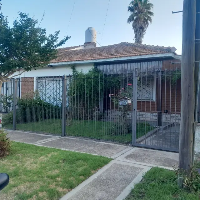 Casa de 3 ambientes en venta en PUNTA MOGOTES