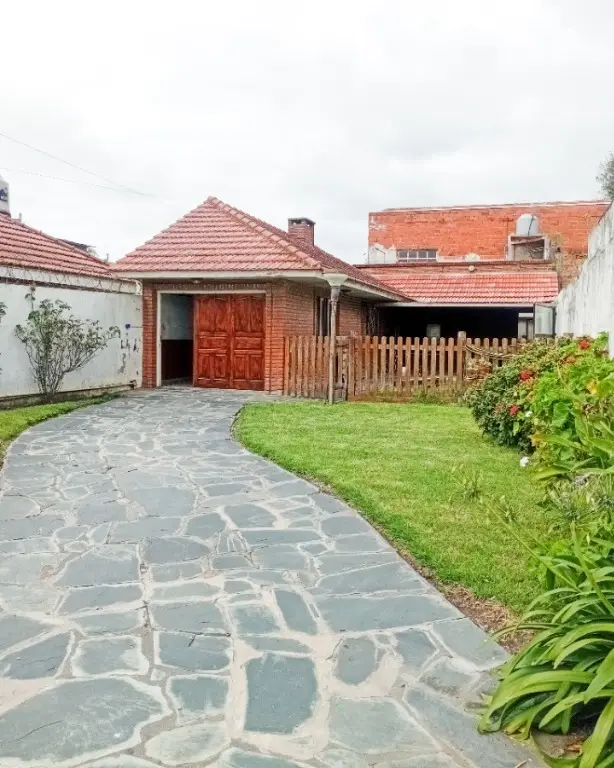 Casa de 3 ambientes en venta en RIVADAVIA BERNARDINO