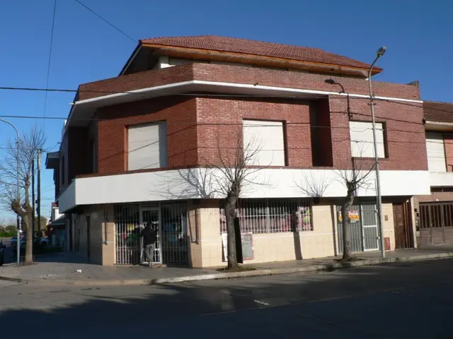 Local de 1 ambiente en venta en VILLA PRIMERA