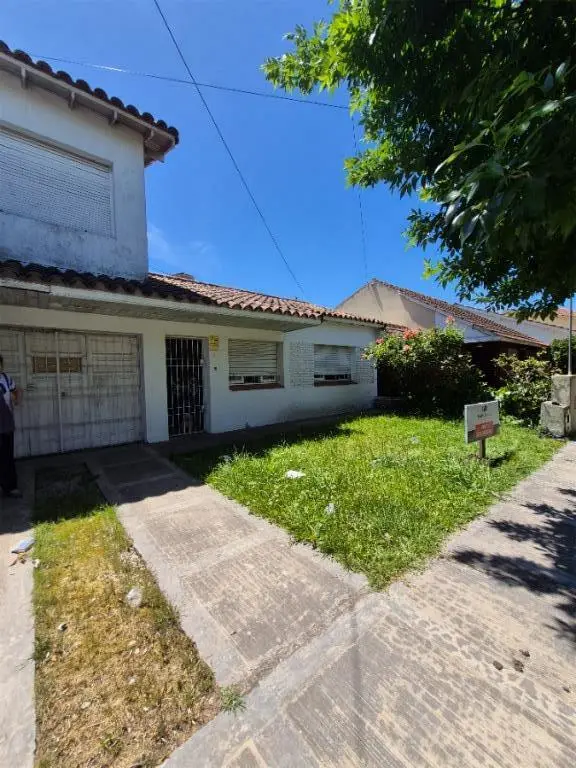 Casa de 5 ambientes en venta en PARQUE LURO