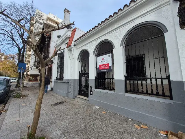 Casa de 6 ambientes en alquiler en Centro