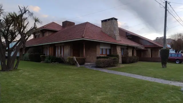 Casa de 3 ambientes en venta en CONSTITUCION