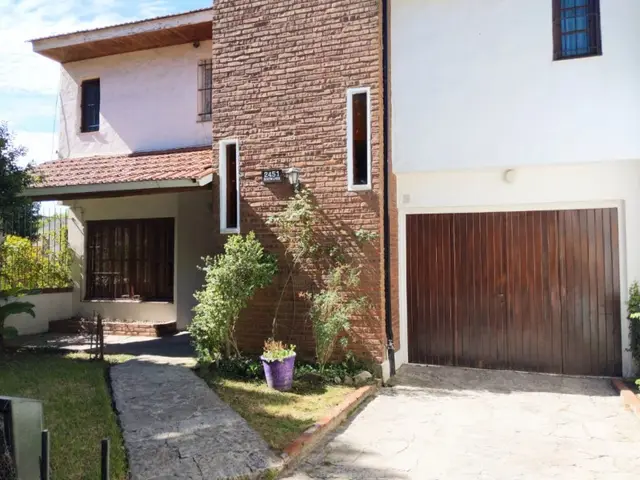 Casa de 4 ambientes en venta en PUNTA MOGOTES