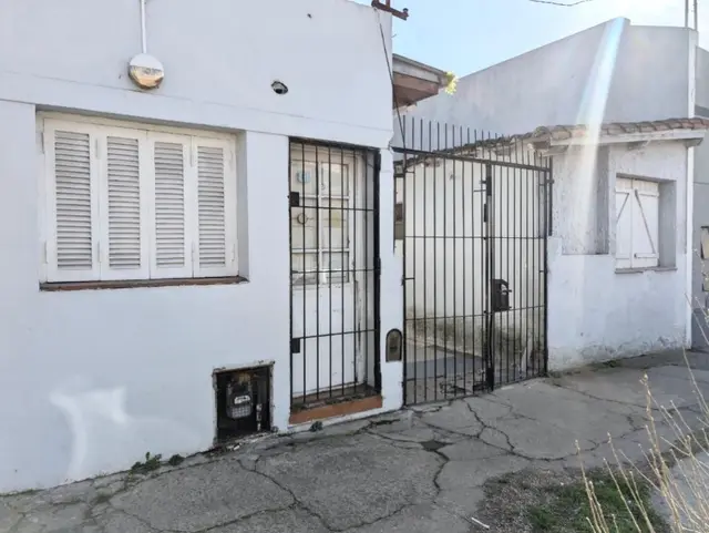 Casa de 3 ambientes en venta en VILLA LOURDES
