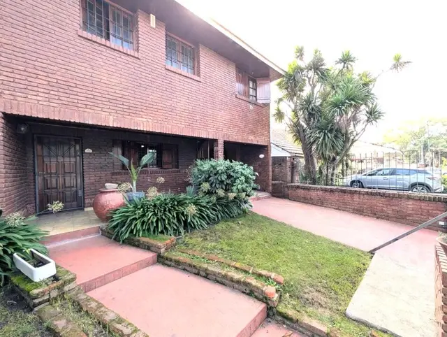 Casa de 4 ambientes en venta en COLINAS DE PERALTA RAMOS
