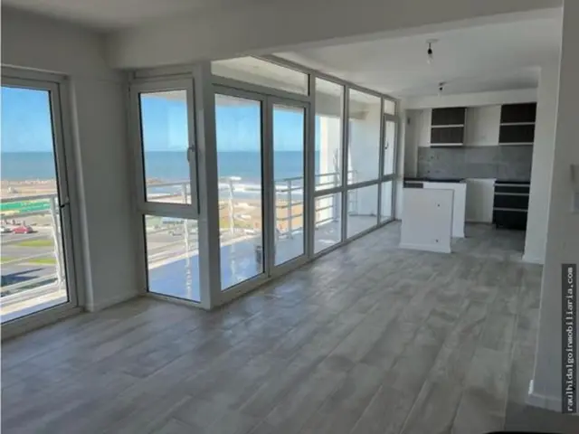 Departamento de 1 ambiente en venta en PARQUE LURO