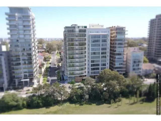 Departamento de 2 ambientes en venta en PLAYA GRANDE