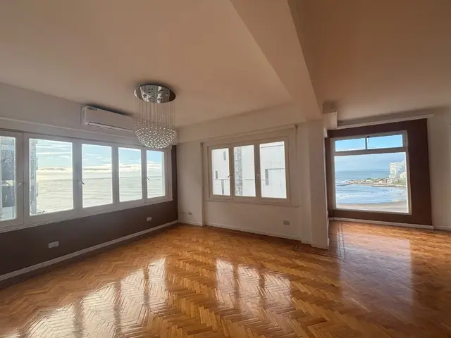 Departamento de 4 ambientes en venta en LOMAS DE STELLA MARIS