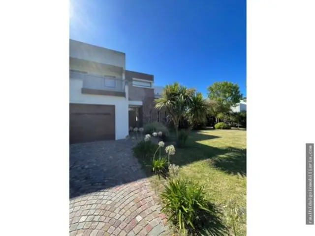 Casa de 5 ambientes en venta en Mar del Plata