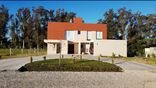 Casa de 4 ambientes en venta en Mar del Plata