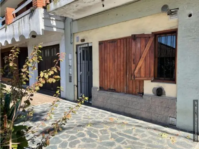 Local en venta en SANTA MONICA