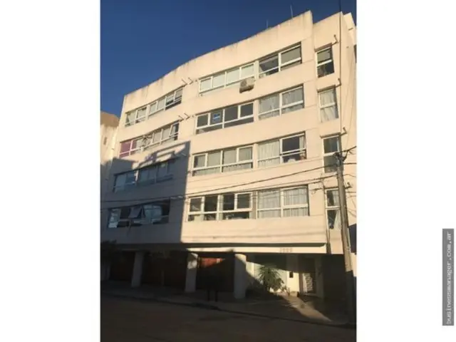 Departamento de 3 ambientes en venta en ESTACION TERMINAL (ALDREY)