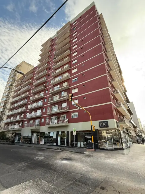 Departamento de 4 ambientes en venta en Centro