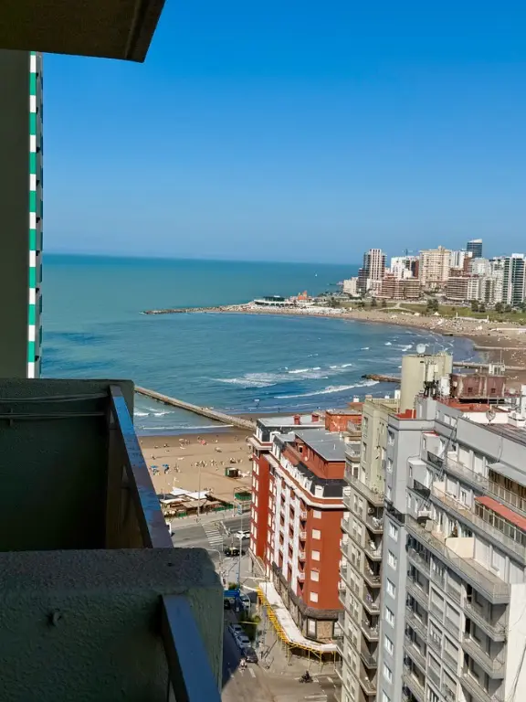 Departamento de 3 ambientes en venta en LA PERLA