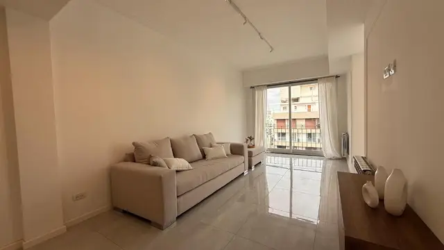 Departamento de 3 ambientes en venta en Centro