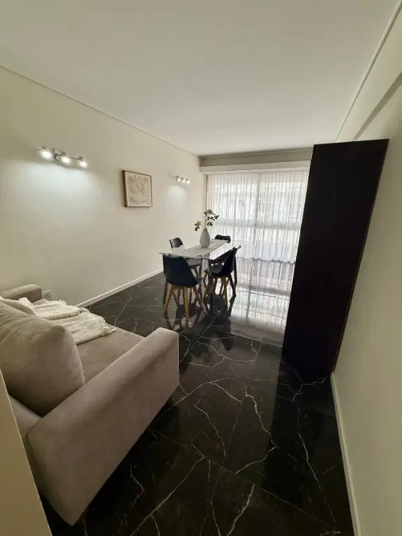 Departamento de 2 ambientes en venta en Centro