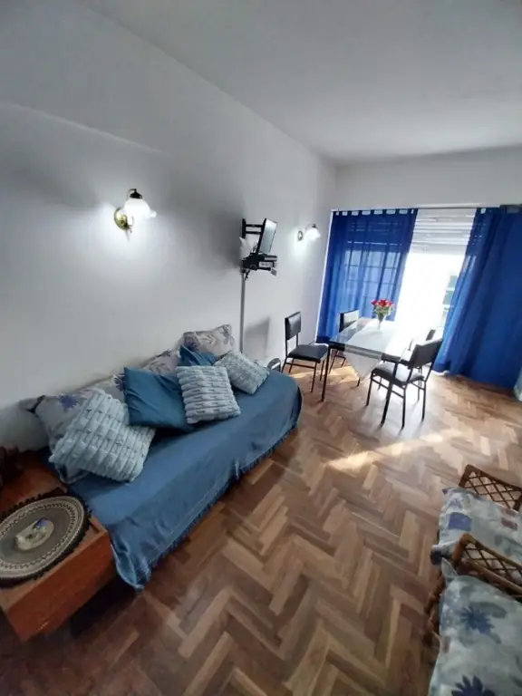 Departamento de 2 ambientes en venta en LA PERLA